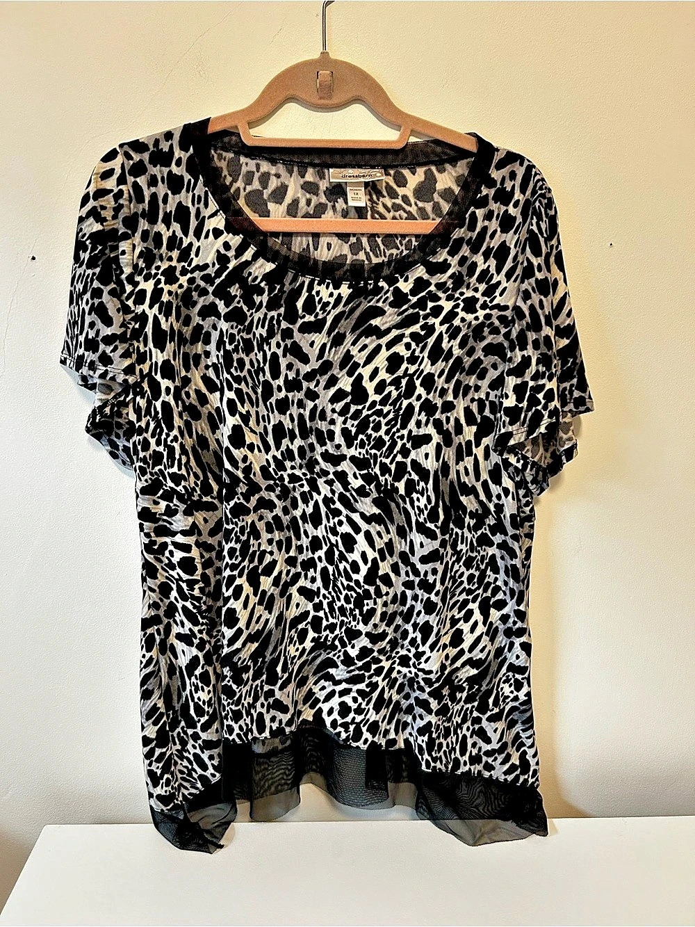 dressbarn Animal Print Top Size 1X Like New